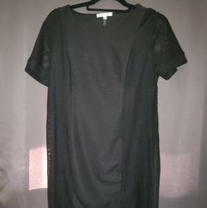 Short black dress in women's large